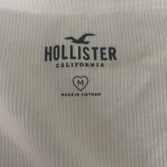 White Hollister crop top - Picture 2 of 2